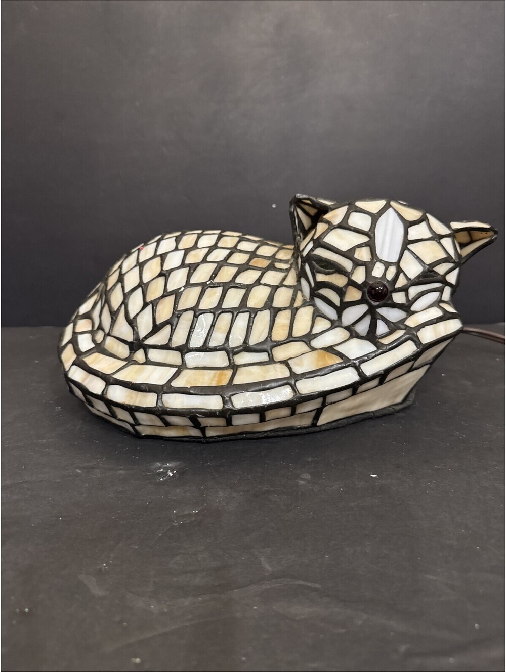 Tiffany Style Stained Glass Cat Accent Lamp Nightlight 12” L By 5.5” H Gorgeous